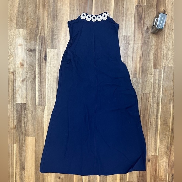 Lilly Pulitzer Jane Navy Blue Gold Appliqué Trim Sleeveless Shift Dress Size 0 - Picture 4 of 12